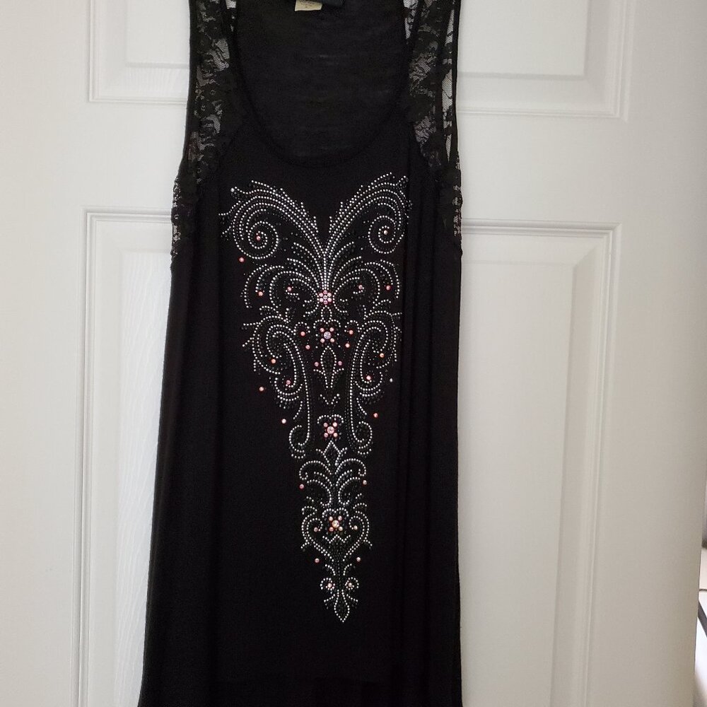 Sleeveless  Asymmetrical beaded blouse